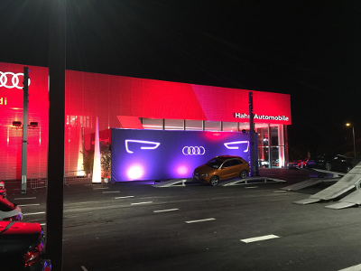 Audi Hahn Göppingen Aussenansicht bei Nacht
